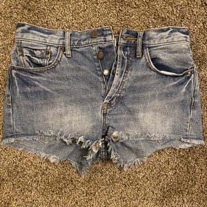 FREE PEOPLE SHORTS SIZE 28